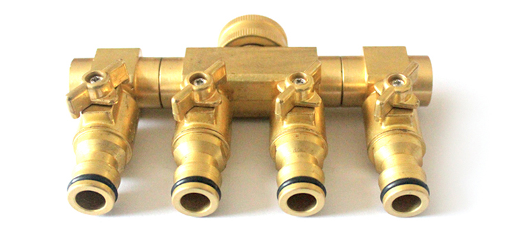 Duty Latón 4 Way Hose Manifold Hose Pipe Adapter